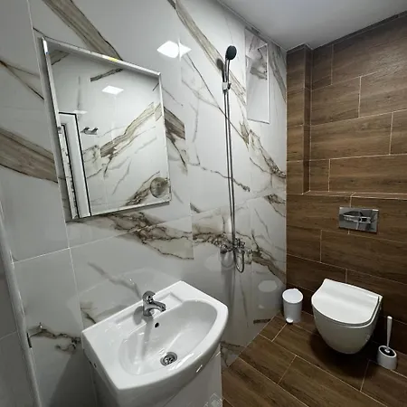Apartamento белчини Dobrinishte